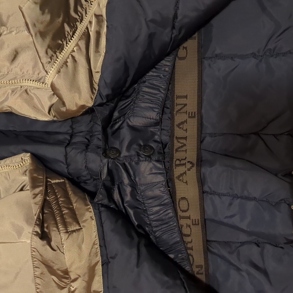 Giorgio Armani ski jacket Neve collection. N. American size L. Dark grey/silver - Picture 3 of 5